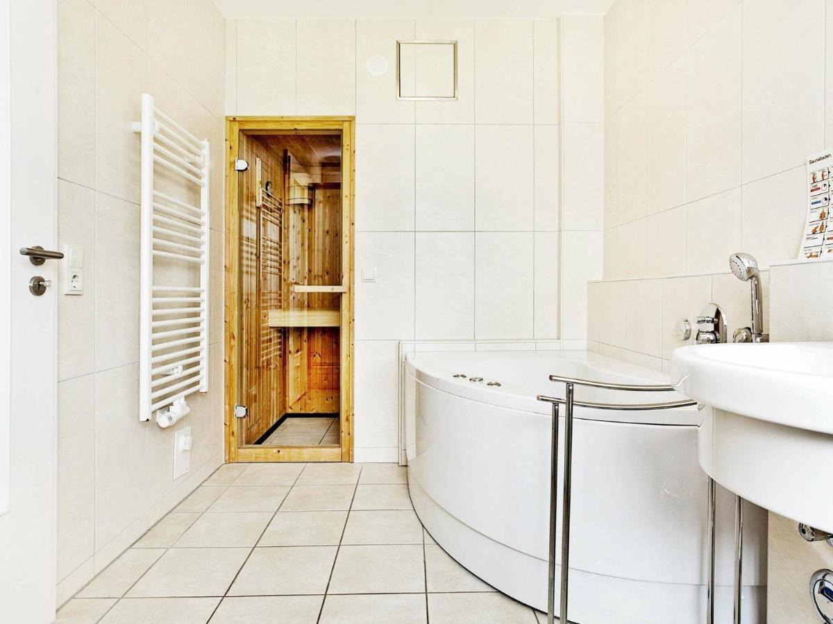 4 Person Holiday Home In Gro Enbrode Großenbrode Eksteriør billede